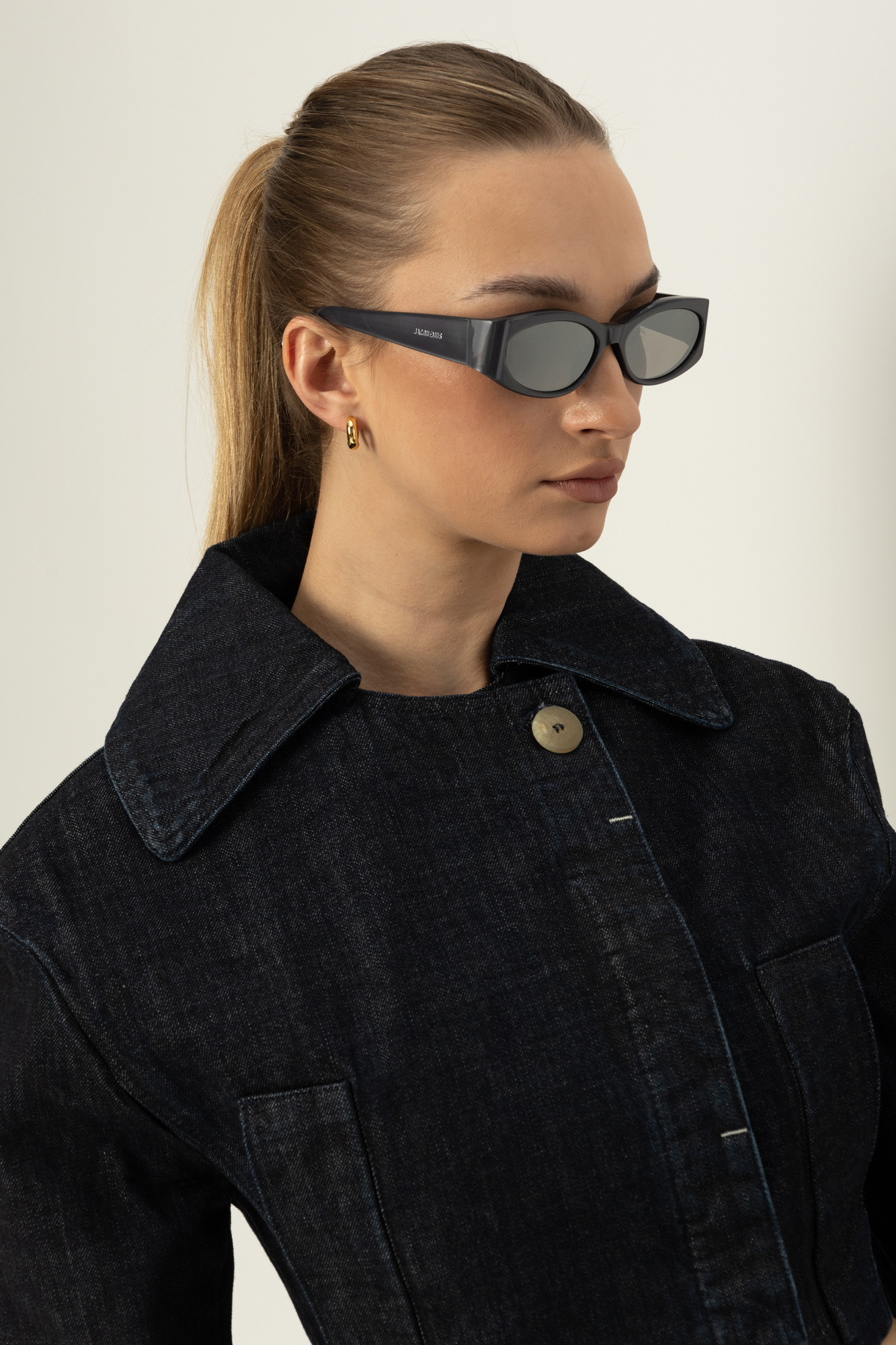 サングラス JACQUEMUS SUN GLASS (JAC4C4SUN OVALOYELLOWYGGREEN) Jacquemus Ovalo Sunglases - Black - JAC4C1SUN | OUTBACK Sylt